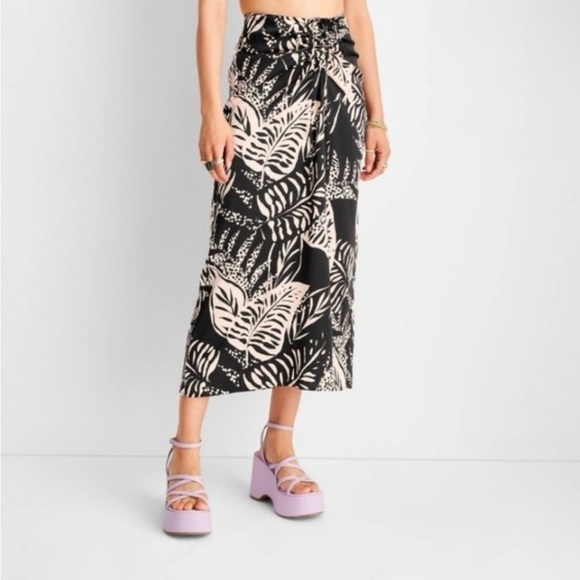 Dresses & Skirts - Future Collective with Alani Noelle Botanical Tie Front Black Tan Midi Skirt L
